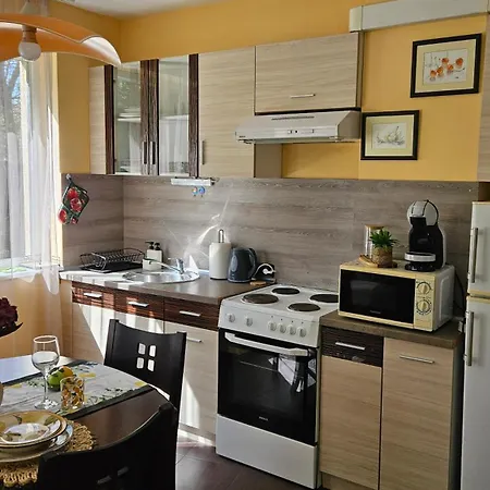 The Cozy Corner Apartment Warna