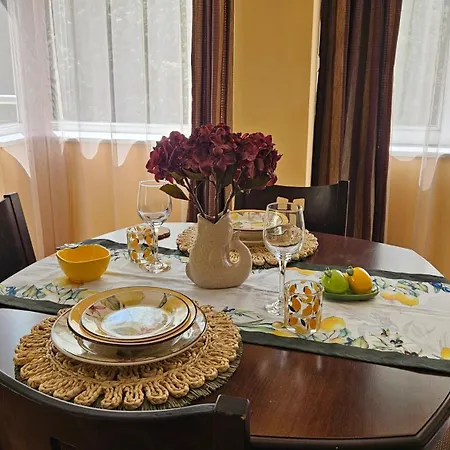 The Cozy Corner * Warna